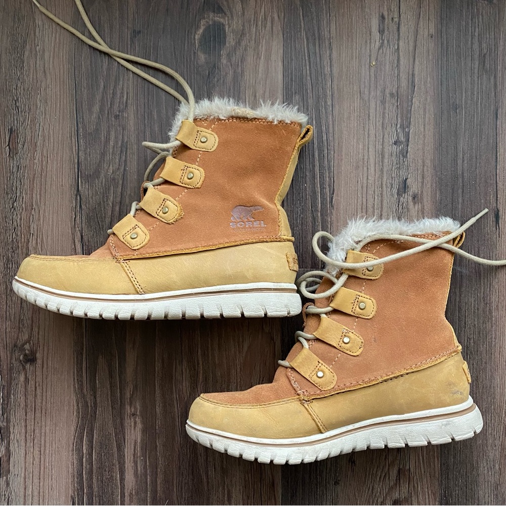 Sorel Waterproof Boot Size 6